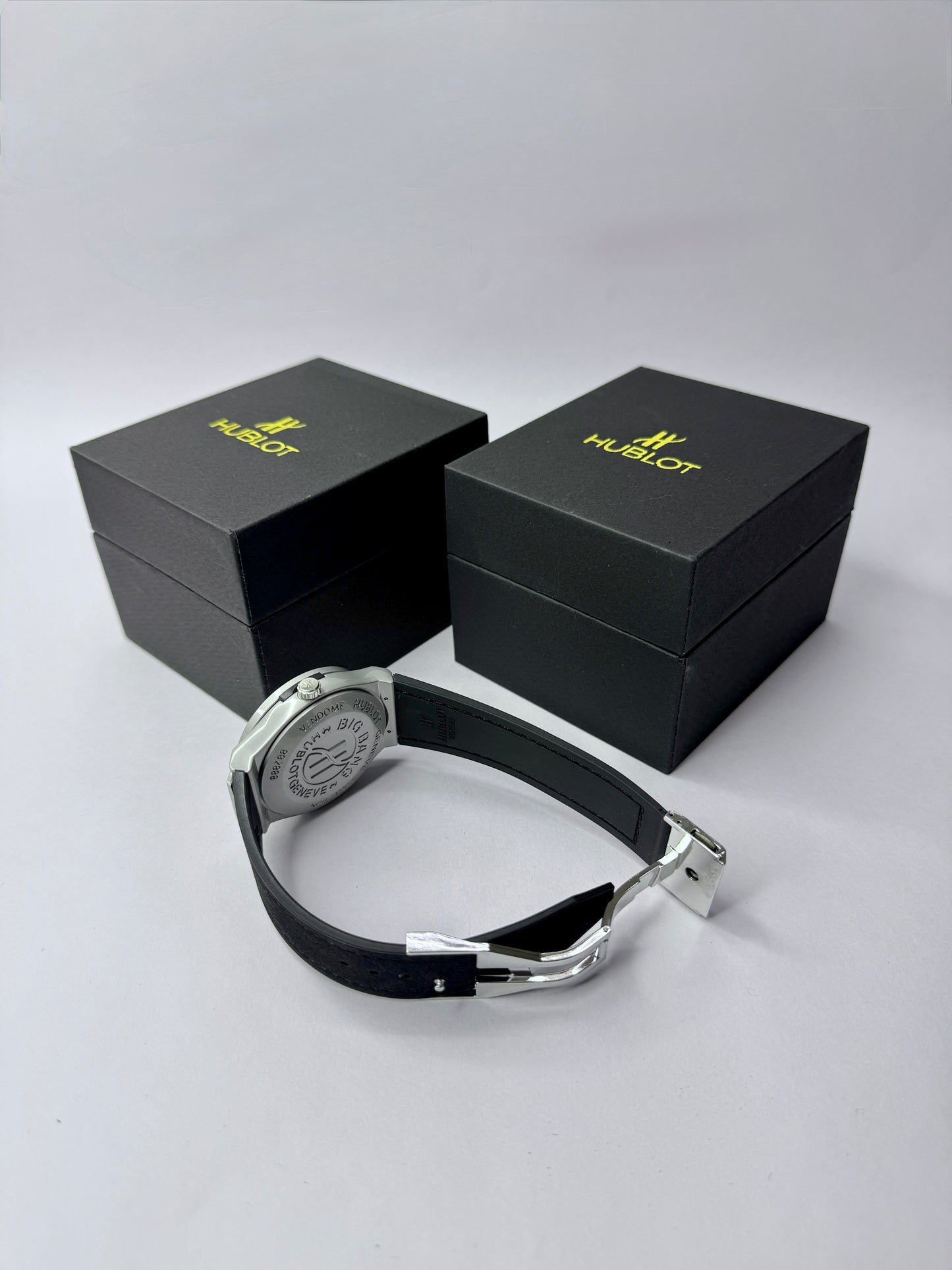 Classic premium Aerofusion Moonphase Titanium