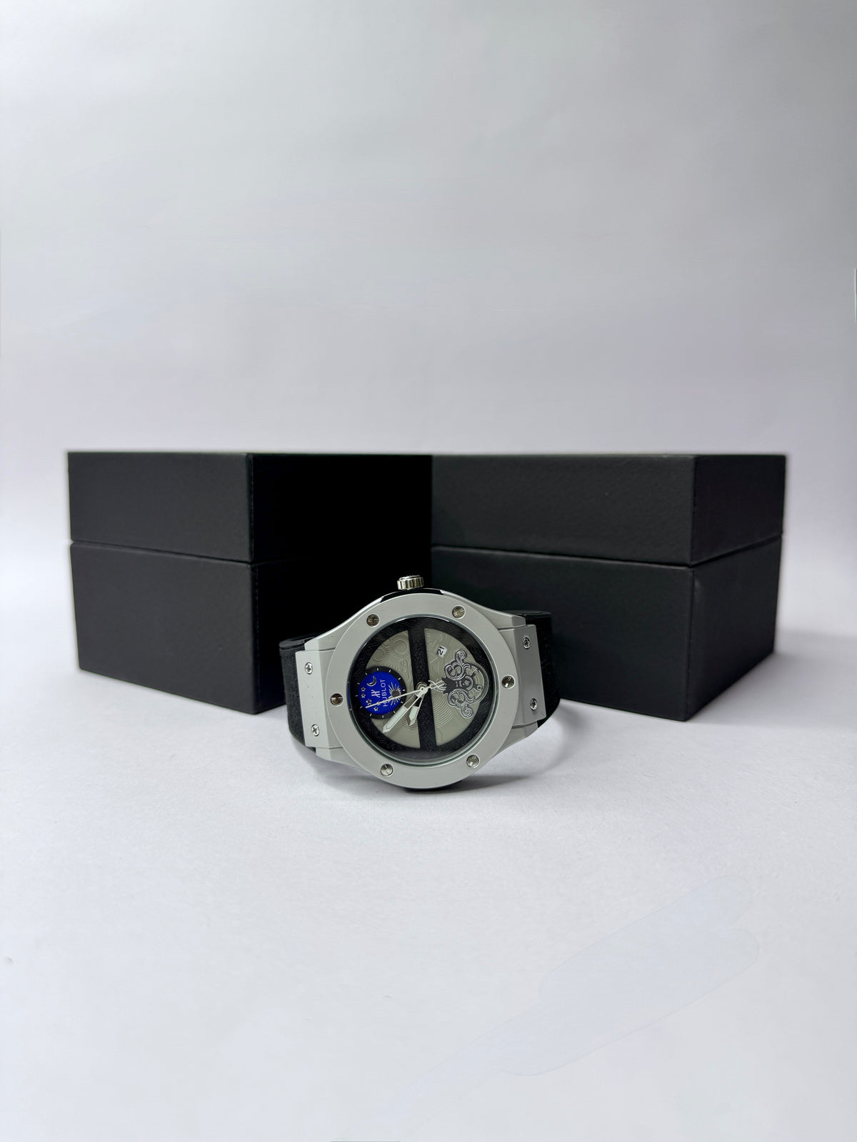 Classic premium Aerofusion Moonphase Titanium