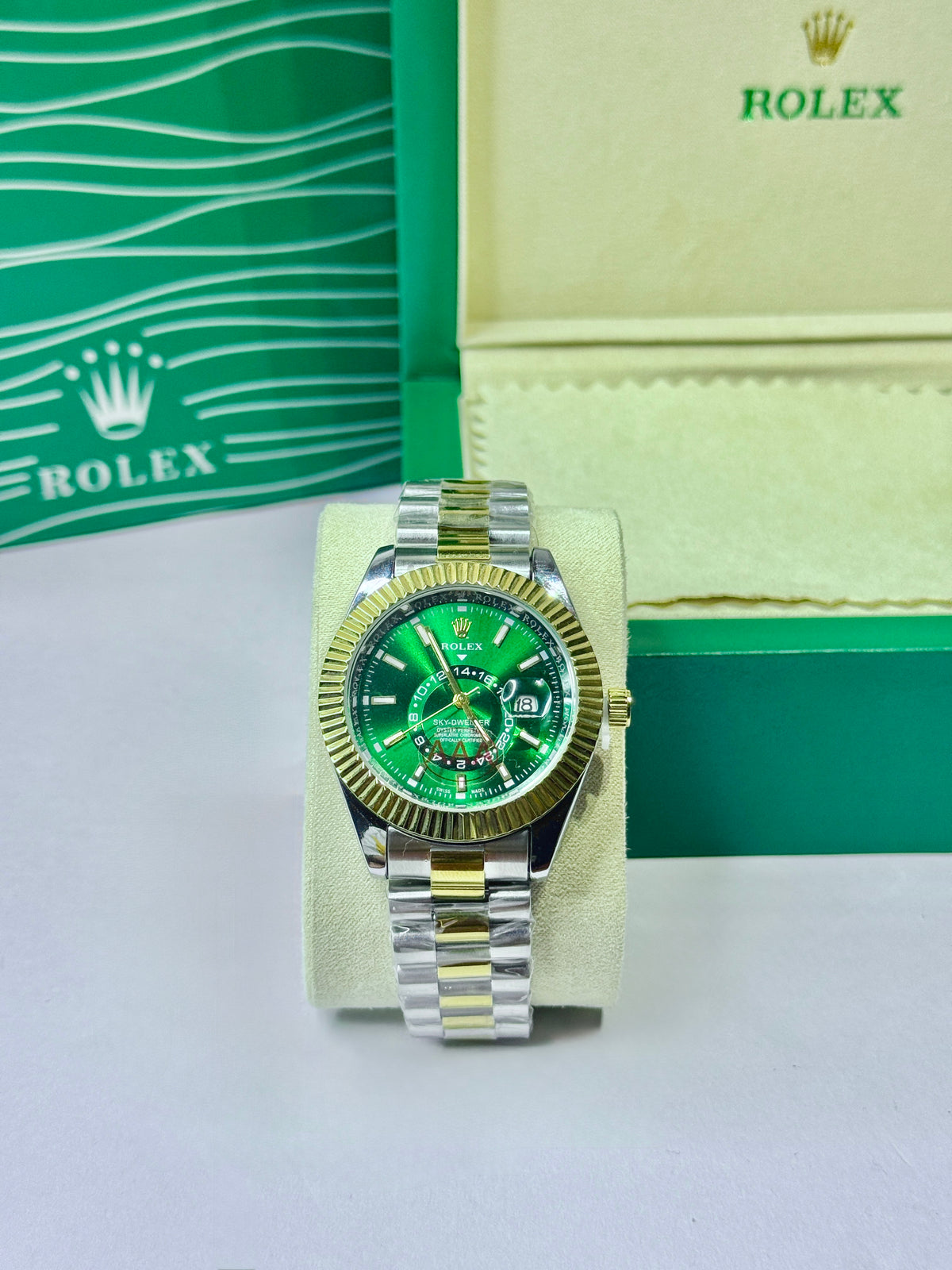 Luxury Branded 7A Sky Dweler Watch